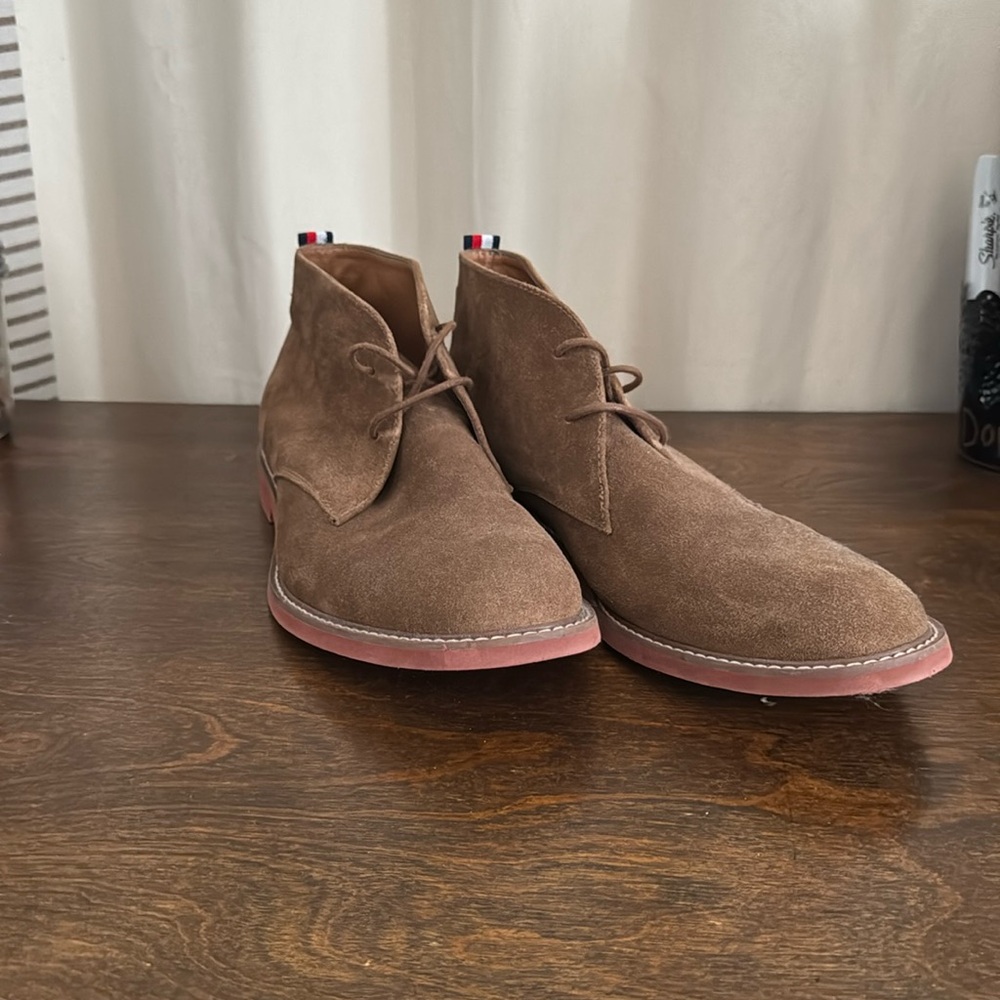 Tommy Hilfiger Suede Chukka Boots Men’s Size 13